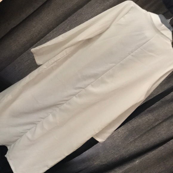 ❌SOLD❌ ✨Brand New✨ Boohoo Silky Ivory Duster - Picture 6 of 8